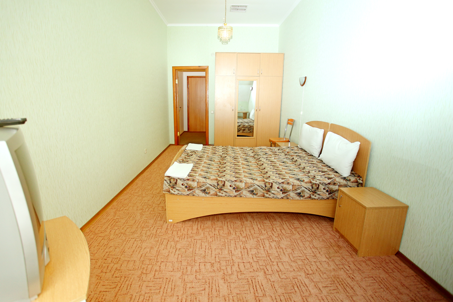 Большой двухместный номер с 2 отдельными кроватями <br>